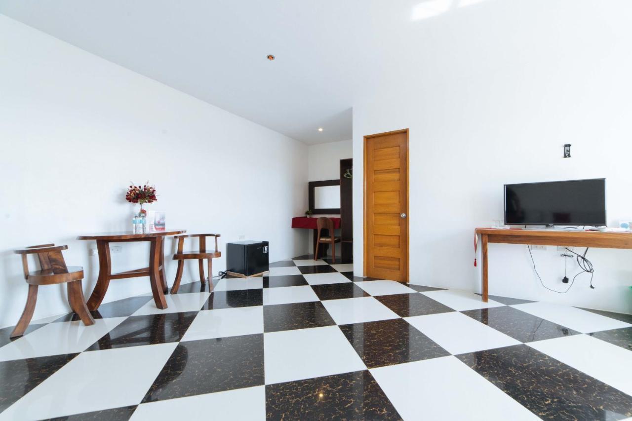 Reddoorz Plus @ San Roque Roxas City Εξωτερικό φωτογραφία